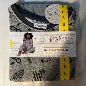 Women’s Harry Potter matching pajama set